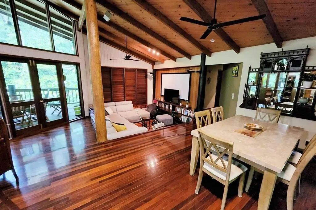Butterfly Bend - 3 Bedroom Daintree Beach House Cow Bay 0*,  Australia